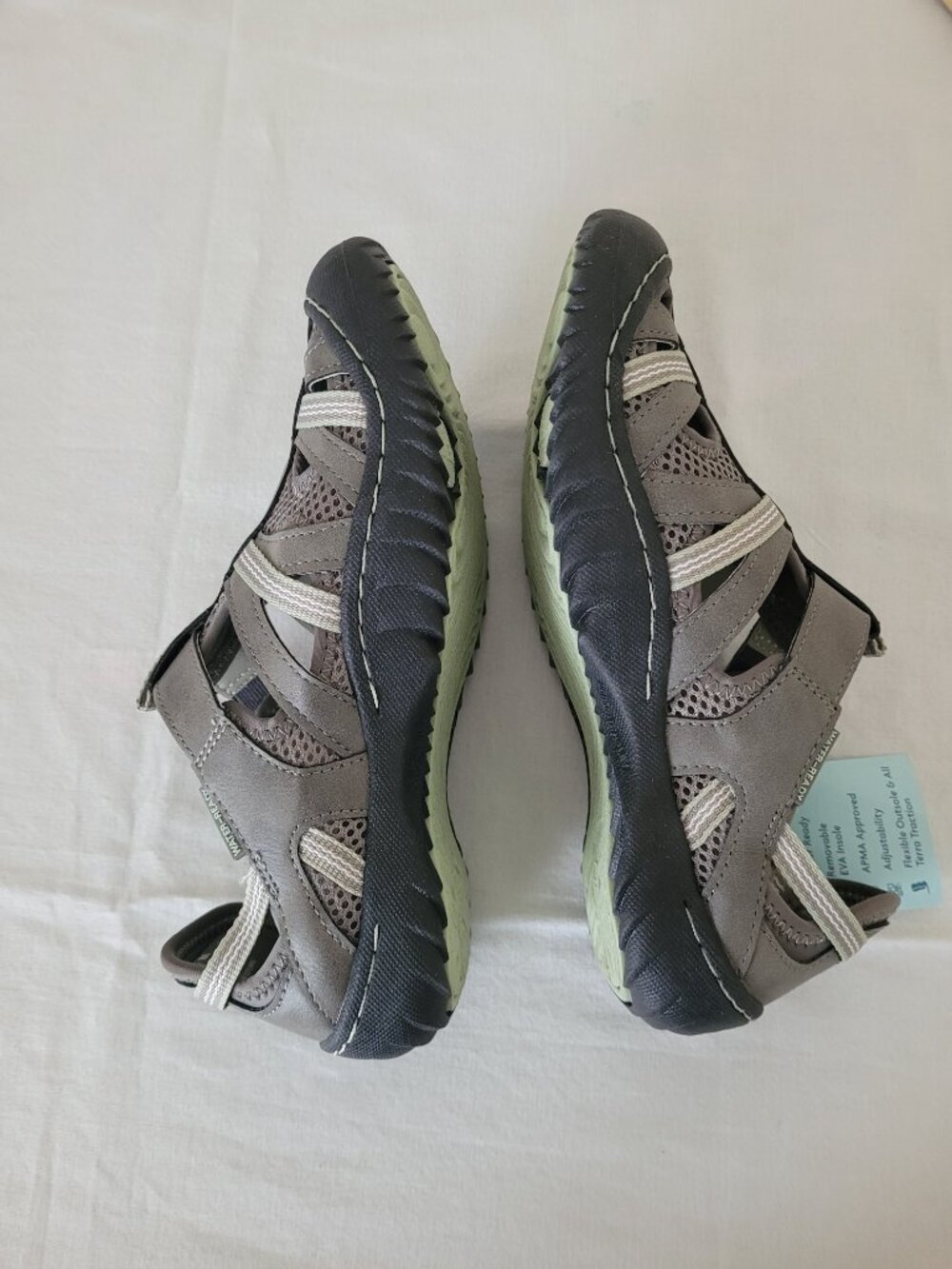 JBU Water Ready Shoes NWT Dark Grey Pale Moss Womens Size 6 Jambu